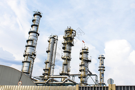 Petro和化工廠 夜間現場工業植物管子活力工廠生產管道力量煉油廠車站
